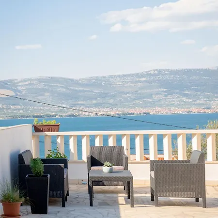 Apartamento Apartmants Ujevic