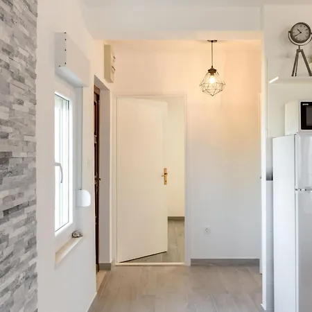 Apartmants Ujevic Apartment *